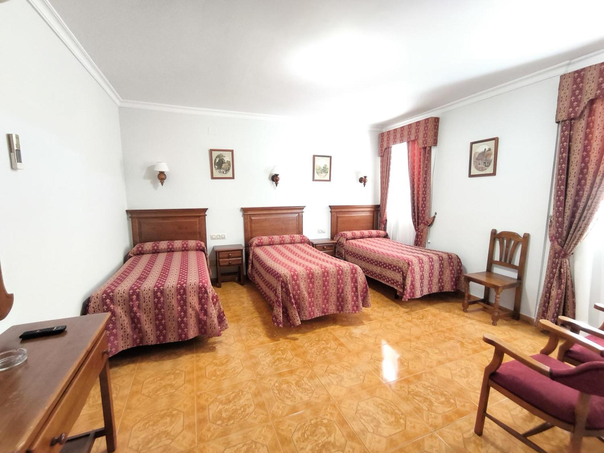 Hostal Bellido Montilla Exteriör bild