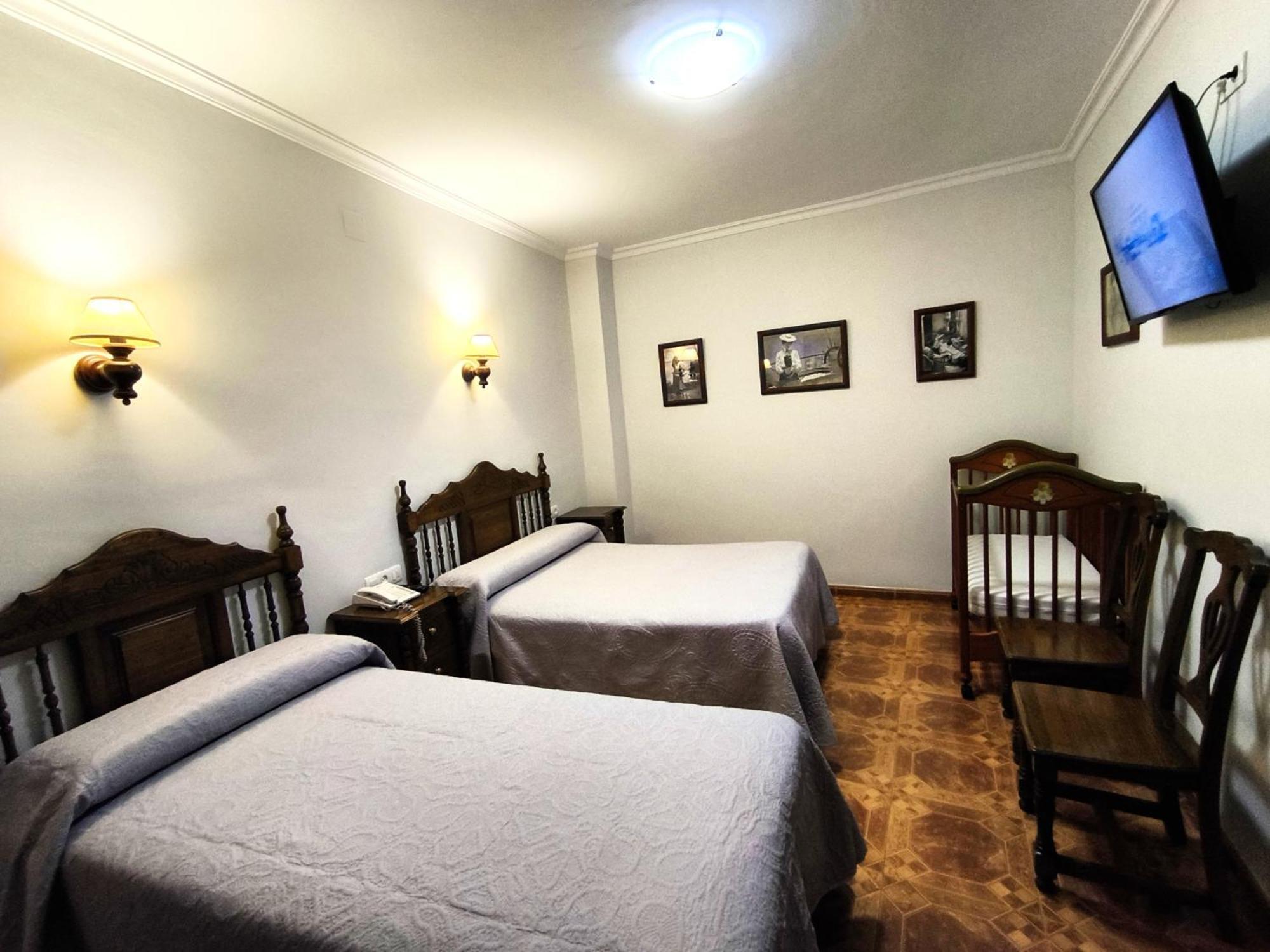 Hostal Bellido Montilla Exteriör bild